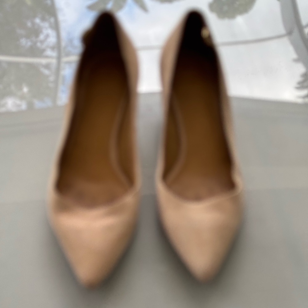Tory Burch pumps